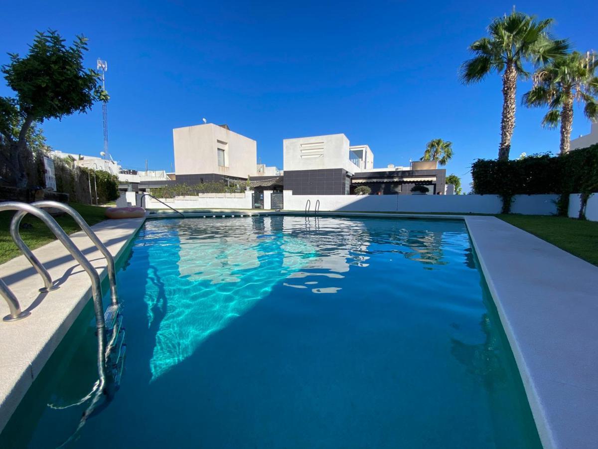 Luxury House Villamartin Zenia Alicante Exteriör bild